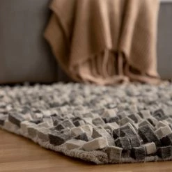 Top Square Tapis en feutre Galena - Feutre - Gris / Blanc -Tapis Soldes Boutique 1000118873 200929 17323600008 MOOD DETAILS P000000001000118873 mood