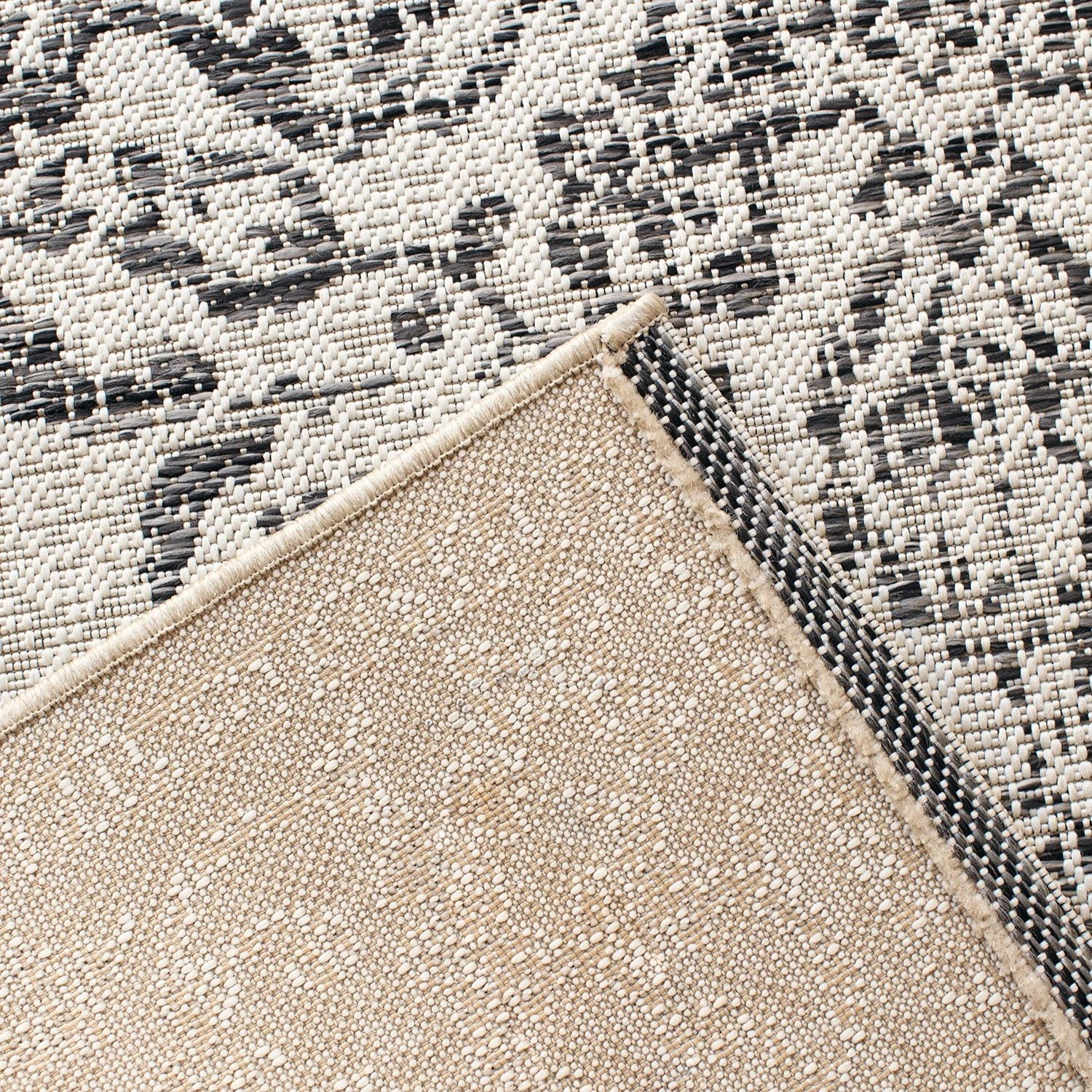 Top Square Tapis intérieur / extérieur Prisma V - Fibres synthétiques - Noir - 160 x 230 cm 9 Top Square Tapis intérieur / extérieur Prisma V - Fibres synthétiques - Noir - 160 x 230 cm – Image 7