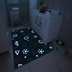 Arte Espina Tapis enfant Glowy Icons - Fibres synthétiques - Bleu / Multicolore -Tapis Soldes Boutique 1000158348 190214 06194400102 MOOD GALLERYIMAGES P000000001000158348 mood