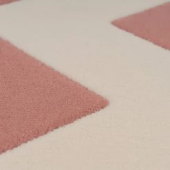 Kayoom Tapis Manolya 2095 - Rose - 80 x 150 cm 9 Kayoom Tapis Manolya 2095 - Rose - 80 x 150 cm -Tapis Soldes Boutique 1000165288 190315 16243800545 GALLERYIMAGES P000000001000165288