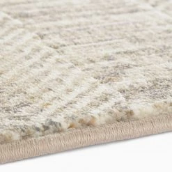 ELLE DECORATION Tapis Gonesse - Blanc ivoire - 200 x 290 cm 10 ELLE DECORATION Tapis Gonesse - Blanc ivoire - 200 x 290 cm -Tapis Soldes Boutique 1000168239 190409 10150002361 GALLERYIMAGES P000000001000168239