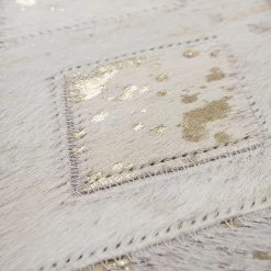 Kayoom Tapis en peau Spark 110 - Cuir véritable - Doré - 170 x 120 cm 11 Kayoom Tapis en peau Spark 110 - Cuir véritable - Doré - 170 x 120 cm -Tapis Soldes Boutique 1000171684 190506 11223400271 GALLERYIMAGES P000000001000171684