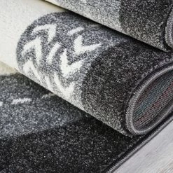 Happy Rugs Tapis enfant Playtime - Fibres synthétiques - Gris / Crème 9 Happy Rugs Tapis enfant Playtime - Fibres synthétiques - Gris / Crème -Tapis Soldes Boutique 1000198000 200110 11241300232 DETAILS P000000001000198000