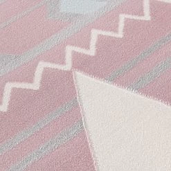 Happy Rugs Tapis enfant Tipi - Fibres synthétiques - Crème / Rose -Tapis Soldes Boutique 1000198101 200110 11244800560 DETAILS P000000001000198101