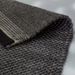 Astra Tapis en laine Claudia I - Laine / Viscose - 90 x 160 cm 11 Astra Tapis en laine Claudia I - Laine / Viscose - 90 x 160 cm -Tapis Soldes Boutique 1000232043 201125 09035900118 DETAILS P000000001000232043