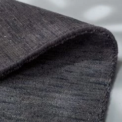 Astra Tapis en laine Maria - Laine - Bleu foncé - 140 x 200 cm -Tapis Soldes Boutique 1000232838 201130 17231900018 DETAILS P000000001000232838