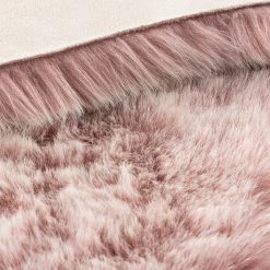 Astra Fourrure synthétique Lucia III - Tissu - Rose - 60 x 80 cm 9 Astra Fourrure synthétique Lucia III - Tissu - Rose - 60 x 80 cm -Tapis Soldes Boutique 1000239334 210415 09583001129 DETAILS P000000001000239334