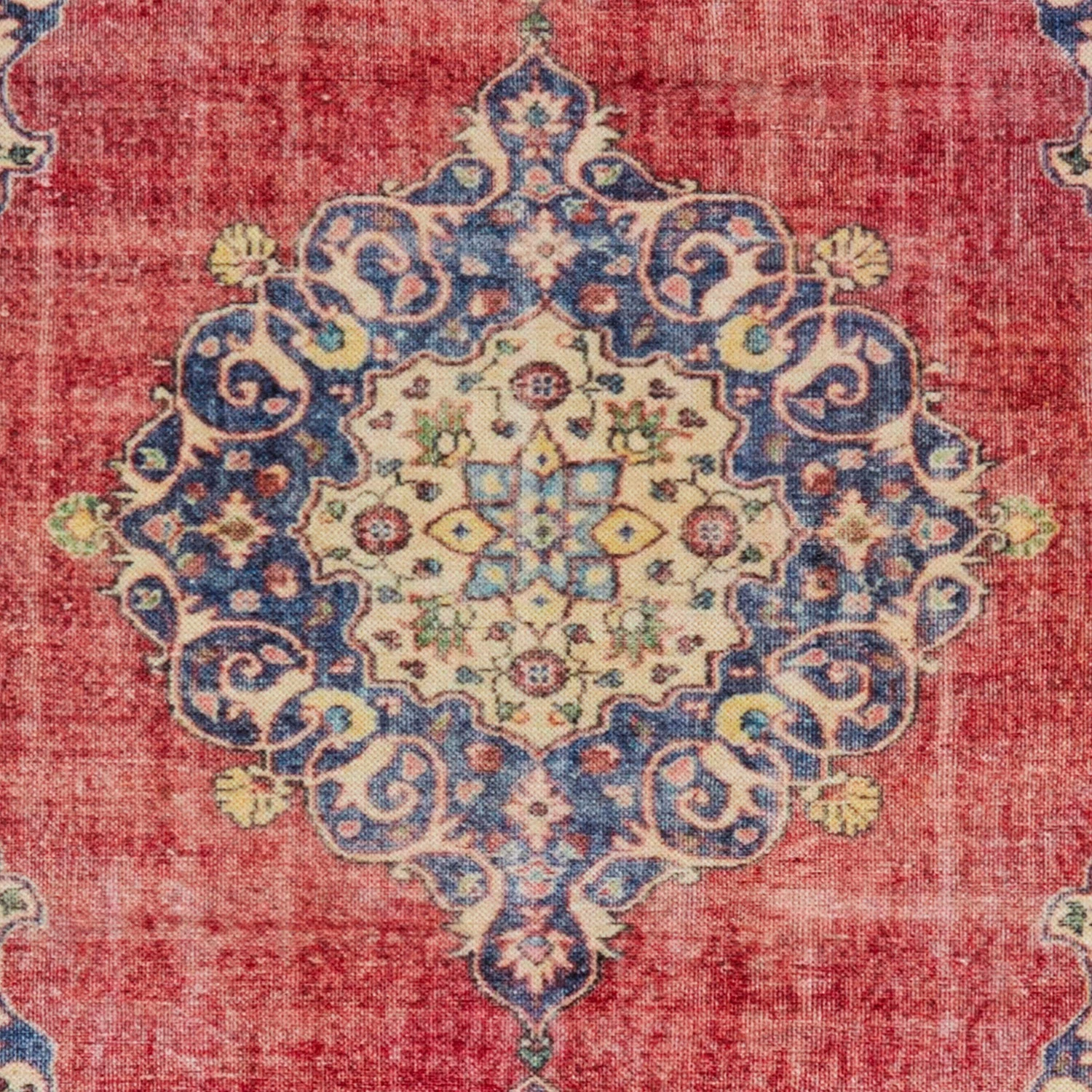 Nouristan Tapis Tabriz Ladiz - Coton / Chenille de polyester - Rouge / Indigo - 120 x 170 cm 8 Nouristan Tapis Tabriz Ladiz - Coton / Chenille de polyester - Rouge / Indigo - 120 x 170 cm – Image 6