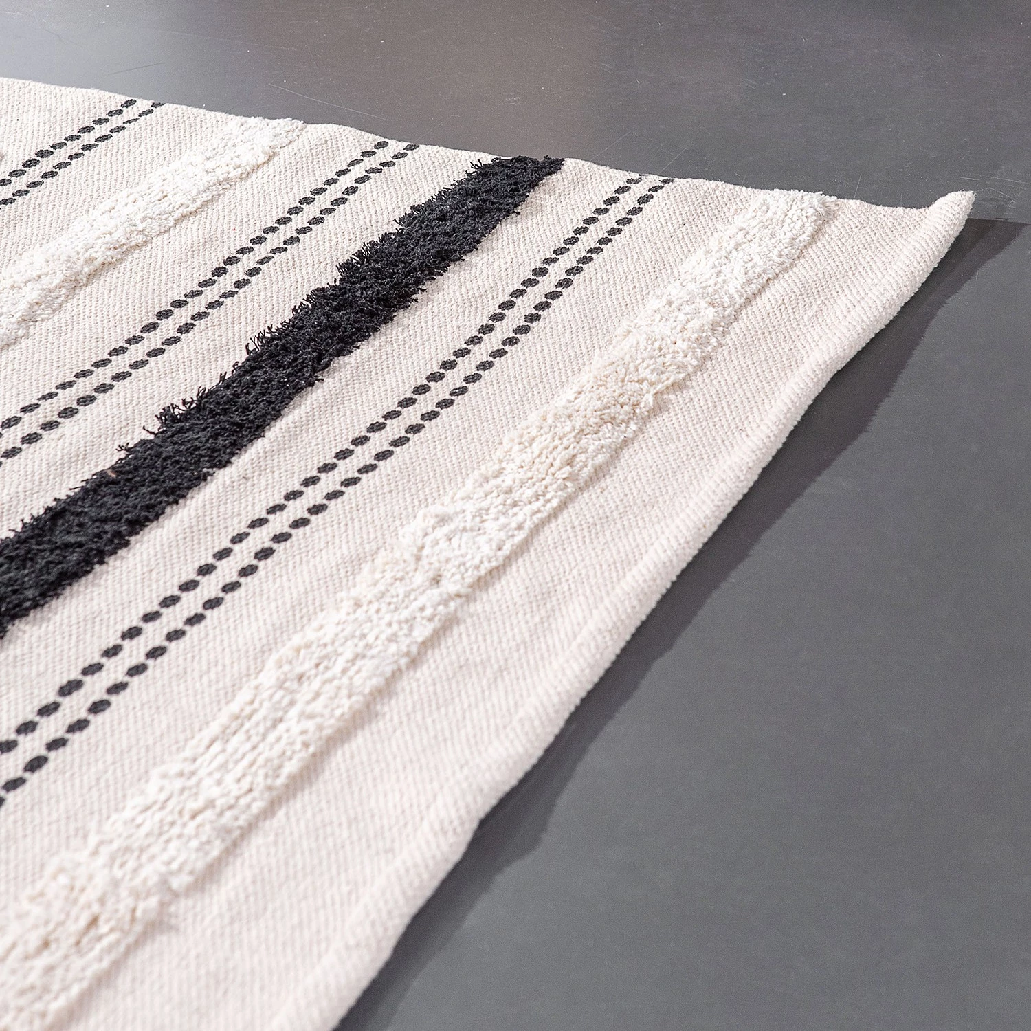 Top Square Tapis Puffy XII - Coton - Beige / Gris 7 Top Square Tapis Puffy XII - Coton - Beige / Gris – Image 5