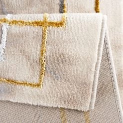 Sehrazat Tapis Lara 802 - Fibres synthétiques - Beige / Doré - 80 x 150 cm 15 Sehrazat Tapis Lara 802 - Fibres synthétiques - Beige / Doré - 80 x 150 cm -Tapis Soldes Boutique 1000257466 210413 13592500303 DETAILS P000000001000257466