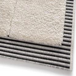 Top Square Tapis Estelle - Fibres synthétiques - Blanc 10 Top Square Tapis Estelle - Fibres synthétiques - Blanc -Tapis Soldes Boutique 1000272967 210707 10240300835 DETAILS P000000001000272967