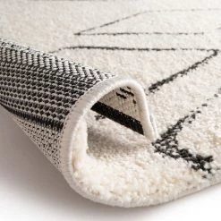 Top Square Tapis Fil - Fibres synthétiques - Blanc / Noir -Tapis Soldes Boutique 1000272975 210707 10204900580 DETAILS P000000001000272975