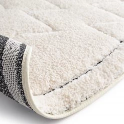 Top Square Tapis Lubec - Fibres synthétiques - Blanc 11 Top Square Tapis Lubec - Fibres synthétiques - Blanc -Tapis Soldes Boutique 1000273009 210707 10245100947 DETAILS P000000001000273009