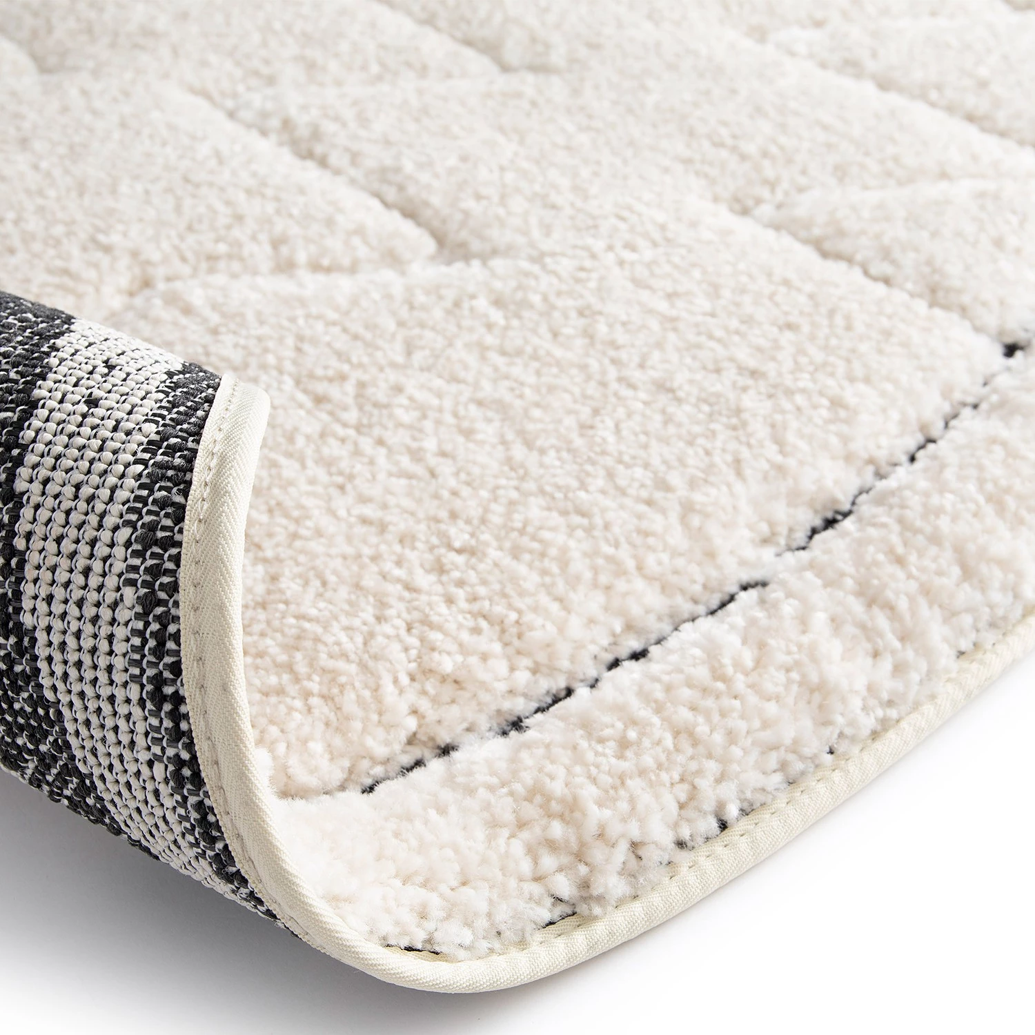 Top Square Tapis Lubec - Fibres synthétiques - Blanc 6 Top Square Tapis Lubec - Fibres synthétiques - Blanc – Image 4