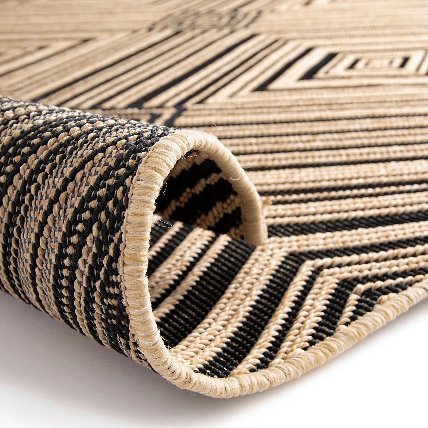 Top Square Tapis intérieur / extérieur Statesville - Fibres synthétiques - Beige / Noir 7 Top Square Tapis intérieur / extérieur Statesville - Fibres synthétiques - Beige / Noir – Image 5