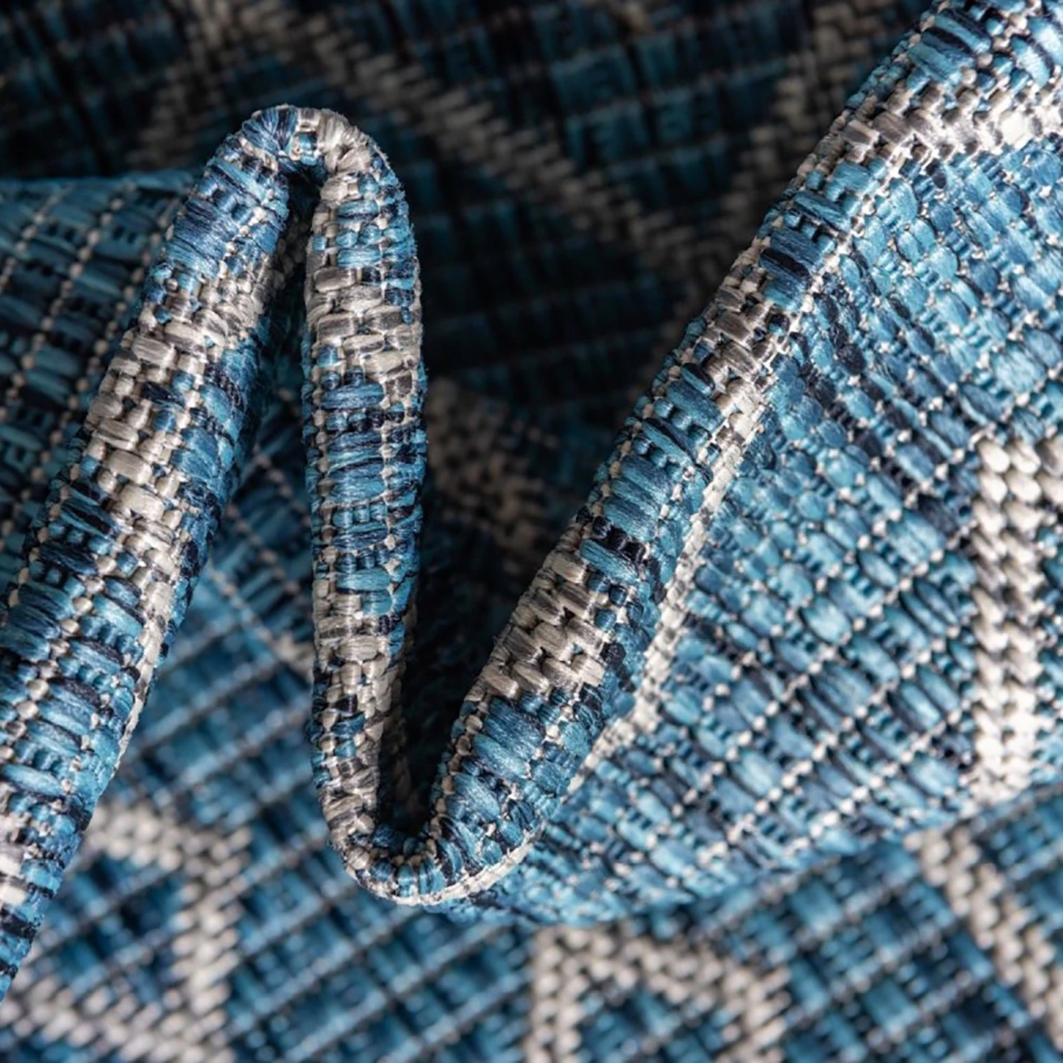 Top Square Tapis intérieur / ext. Cloud Crosses VII - polypropylène - Bleu pétrole 7 Top Square Tapis intérieur / ext. Cloud Crosses VII - polypropylène - Bleu pétrole – Image 5