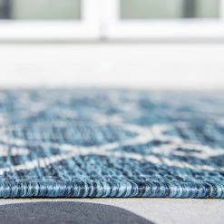 Top Square Tapis intérieur / ext. Cloud Crosses VII - polypropylène - Bleu pétrole 18 Top Square Tapis intérieur / ext. Cloud Crosses VII - polypropylène - Bleu pétrole -Tapis Soldes Boutique 1000284817 210819 13565501294 DETAILS P000000001000284817