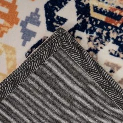 Kayoom Tapis Saphira 1000 - Polyester - Beige - 120 x 170 cm 9 Kayoom Tapis Saphira 1000 - Polyester - Beige - 120 x 170 cm -Tapis Soldes Boutique 1000304727 211102 14595901774 DETAILS P000000001000304727