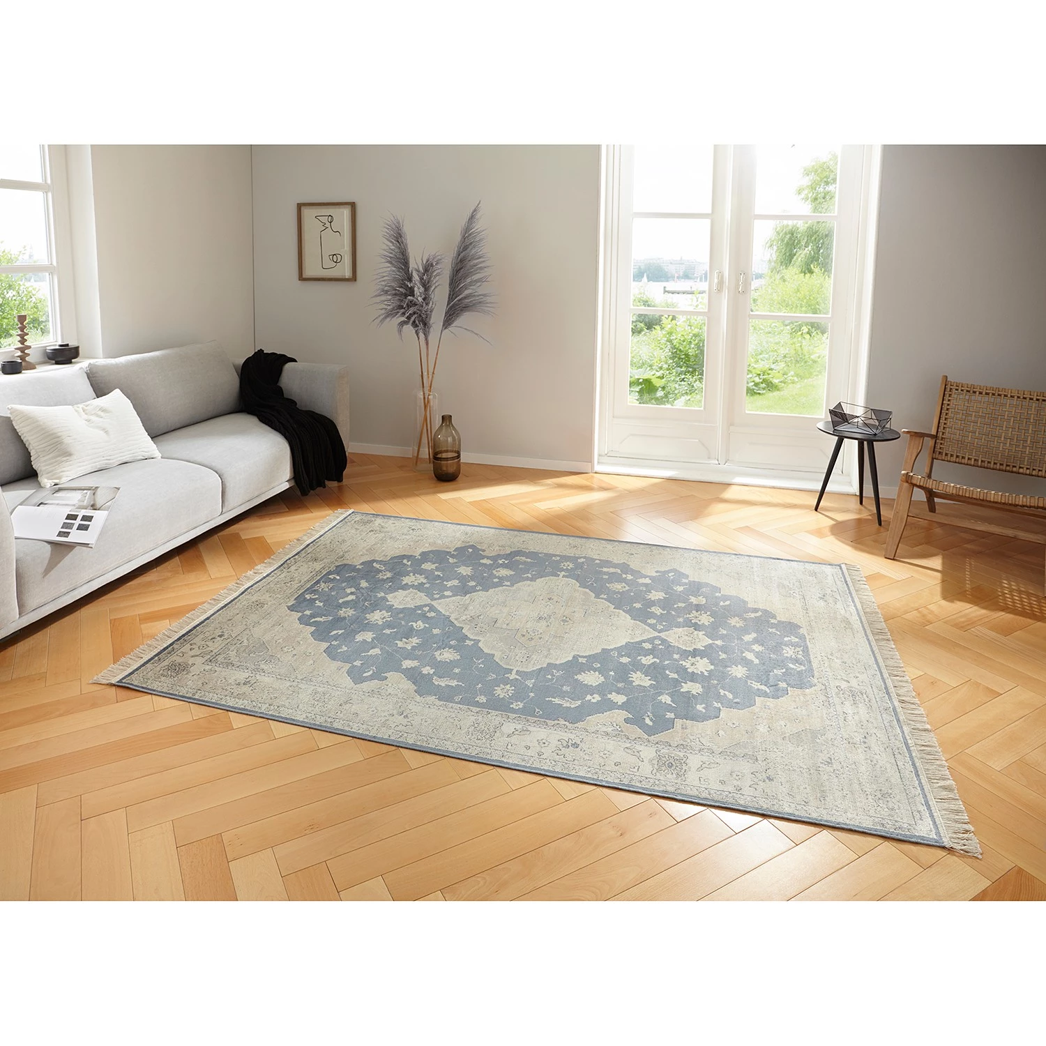 Nouristan Tapis Keshan Zobar - Viscose - Gris pigeon - 160 x 230 cm 5 Nouristan Tapis Keshan Zobar - Viscose - Gris pigeon - 160 x 230 cm – Image 3