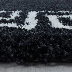 Ayyildiz Tapis épais Koba II - Polypropylène - Noir - 160 x 230 cm 11 Ayyildiz Tapis épais Koba II - Polypropylène - Noir - 160 x 230 cm -Tapis Soldes Boutique 1000314345 220119 08215901545 DETAILS P000000001000314345