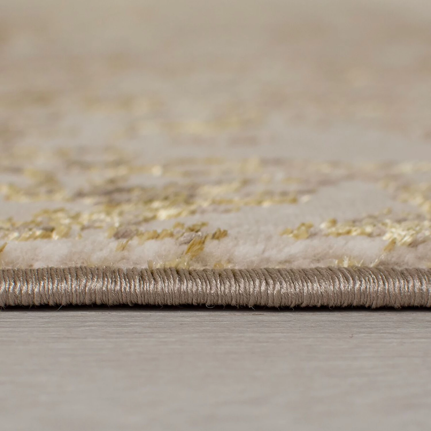 Flair Rugs Tapis Arissa - Polypropylène - Doré - 160 x 230 cm 6 Flair Rugs Tapis Arissa - Polypropylène - Doré - 160 x 230 cm – Image 4