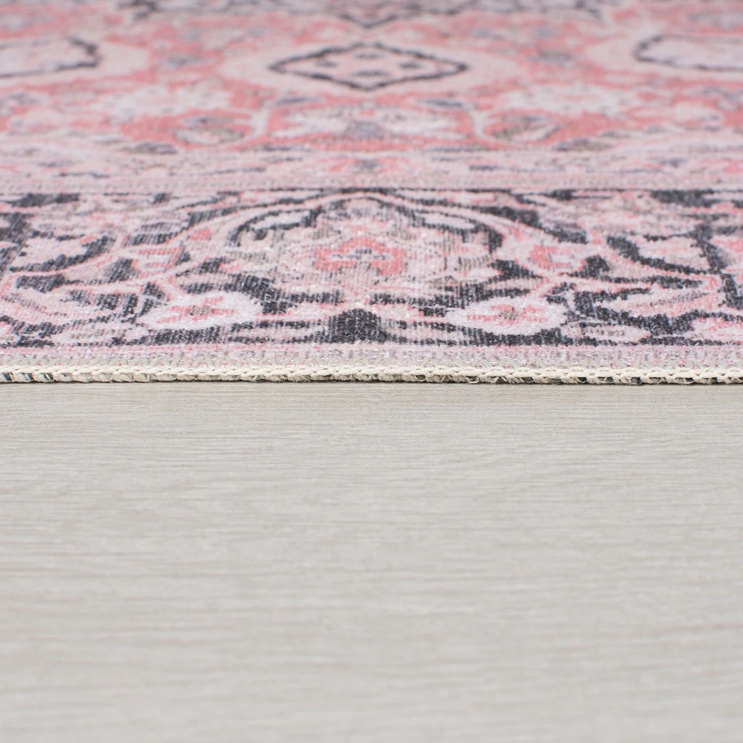 Flair Rugs Tapis Somerton - Polyester - Rose vif - 160 x 230 cm 7 Flair Rugs Tapis Somerton - Polyester - Rose vif - 160 x 230 cm – Image 5