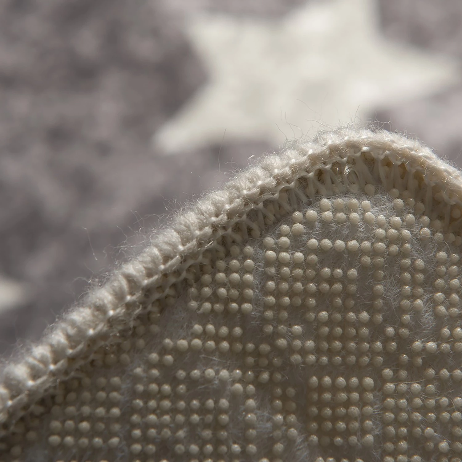 Top Square Tapis enfant Yildiz - Velours - Gris 6 Top Square Tapis enfant Yildiz - Velours - Gris – Image 4