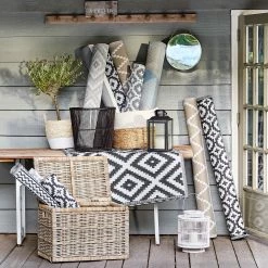 Butlers Tapis int. / ext. COLOUR CLASH MOSAIK - Polypropylène / Matériaux recyclés - Gris 9 Butlers Tapis int. / ext. COLOUR CLASH MOSAIK - Polypropylène / Matériaux recyclés - Gris -Tapis Soldes Boutique 1000338255 220228 021 MOOD DETAILS P000000001000338255 mood