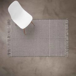 Butlers Tapis int. / ext. DEJA VU I - PET - Gris -Tapis Soldes Boutique 1000338273 220228 021 MOOD DETAILS P000000001000338273 mood