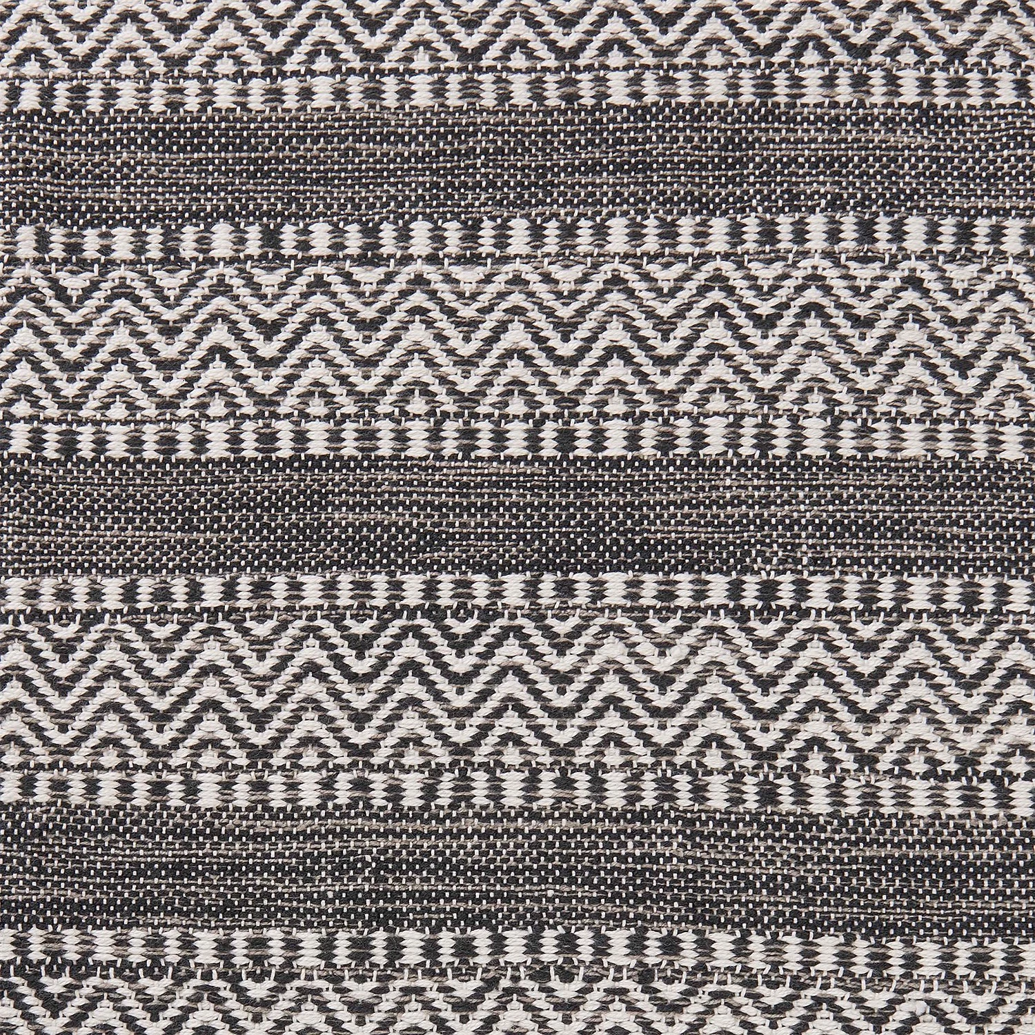 Butlers Tapis int. / ext. DEJA VU III - PET - Noir / Blanc 6 Butlers Tapis int. / ext. DEJA VU III - PET - Noir / Blanc – Image 4