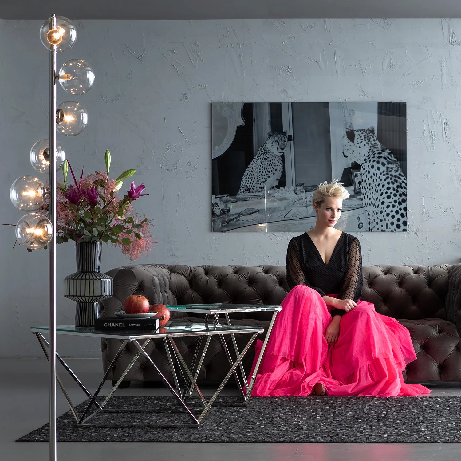 Kare Design Tapis en peau Glorious - Peau de vache / Laine - Noir 4 Kare Design Tapis en peau Glorious - Peau de vache / Laine - Noir – Image 2