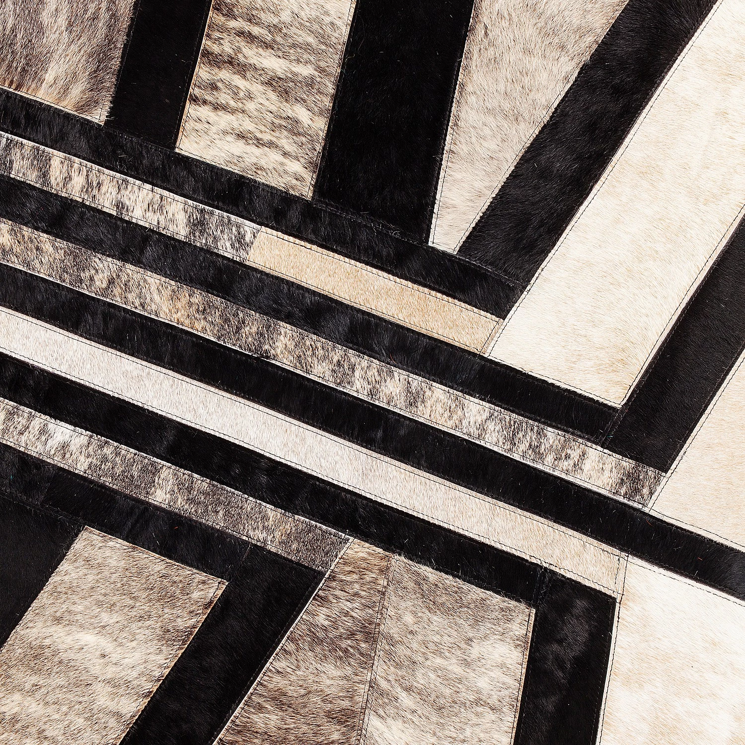 Kare Design Tapis en peau Modern Inca - Peau de vache / Laine - Noir / Multicolore 6 Kare Design Tapis en peau Modern Inca - Peau de vache / Laine - Noir / Multicolore – Image 4