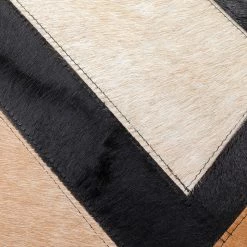 Kare Design Tapis en peau Modern Inca - Peau de vache / Laine - Noir / Multicolore 14 Kare Design Tapis en peau Modern Inca - Peau de vache / Laine - Noir / Multicolore -Tapis Soldes Boutique 1000341147 220411 060 DETAILS P000000001000341147