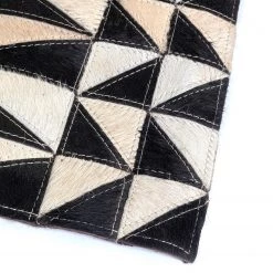 Kare Design Tapis en peau Zigzag - Peau de vache / Laine - Noir / Blanc -Tapis Soldes Boutique 1000341191 220411 030 DETAILS P000000001000341191