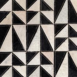 Kare Design Tapis en peau Zigzag - Peau de vache / Laine - Noir / Blanc -Tapis Soldes Boutique 1000341191 220411 040 DETAILS P000000001000341191