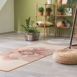 Bilderwelten Tapis de yoga Fleur II - Face supérieure : liège<br>Face inférieure : caoutchouc naturel 11 Bilderwelten Tapis de yoga Fleur II - Face supérieure : liège<br>Face inférieure : caoutchouc naturel -Tapis Soldes Boutique 1000346031 220517 021 MOOD DETAILS P000000001000346031 mood