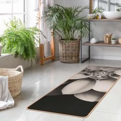 Bilderwelten Tapis de yoga Dahlia V - Face supérieure : liège<br>Face inférieure : caoutchouc naturel -Tapis Soldes Boutique 1000346038 220517 020 MOOD DETAILS P000000001000346038 mood