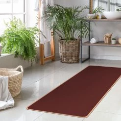 Bilderwelten Tapis de yoga Suhar I - Face supérieure : liège<br>Face inférieure : caoutchouc naturel - Rouge bourgogne -Tapis Soldes Boutique 1000346208 220517 021 MOOD DETAILS P000000001000346208 mood