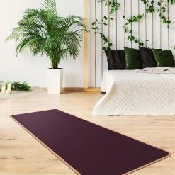 Bilderwelten Tapis de yoga Aubergine - Face supérieure : liège<br>Face inférieure : caoutchouc naturel -Tapis Soldes Boutique 1000346211 220517 021 MOOD DETAILS P000000001000346211 mood