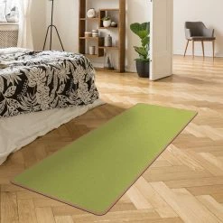 Bilderwelten Tapis de yoga Vert printemps - Face supérieure : liège<br>Face inférieure : caoutchouc naturel -Tapis Soldes Boutique 1000346237 220517 021 MOOD DETAILS P000000001000346237 mood