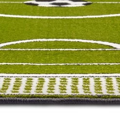 Hanse Home Tapis enfant / couloir Football Stadium - Polypropylène thermobouclé -Vert -Tapis Soldes Boutique 1000361012 220726 060 DETAILS P000000001000361012