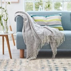 Esprit Home Tapis Velvet Spots - Beige / Gris - 133 x 200 cm -Tapis Soldes Boutique teppich velvet spots kunstfaser beige grau 80 x 150 cm 4361064