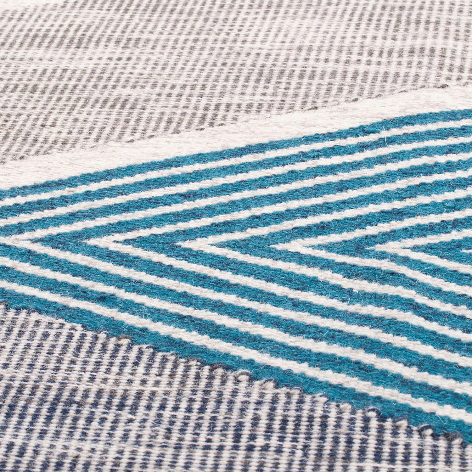 Tom Tailor Tapis Vintage Modern Kelim - Tissu mélangé - Turquoise / Blanc - 160 x 230 cm 7 Tom Tailor Tapis Vintage Modern Kelim - Tissu mélangé - Turquoise / Blanc - 160 x 230 cm – Image 5